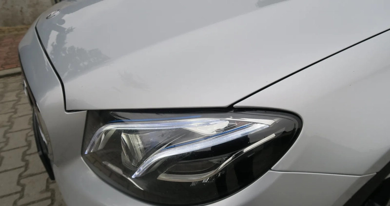 Mercedes-Benz Klasa E cena 107900 przebieg: 139000, rok produkcji 2018 z Poddębice małe 704